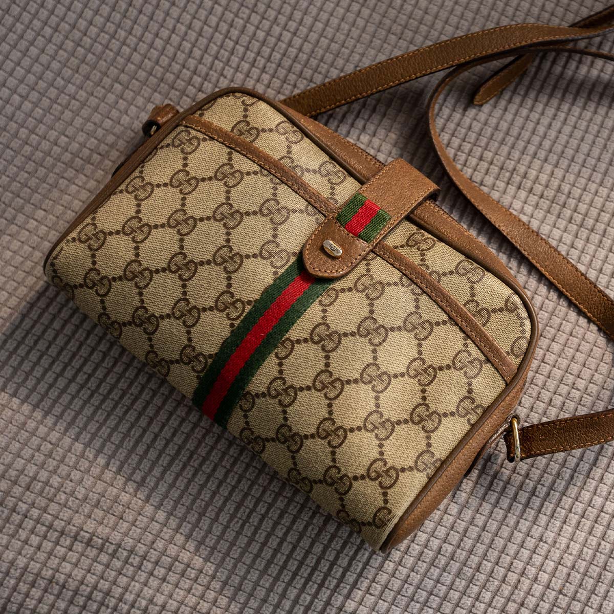 GUCCI