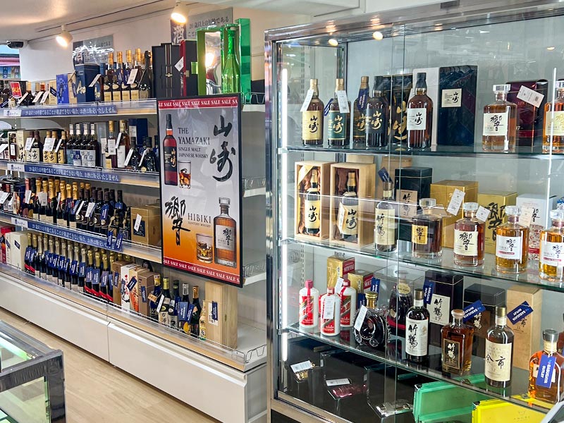 店内 ウイスキーコーナー